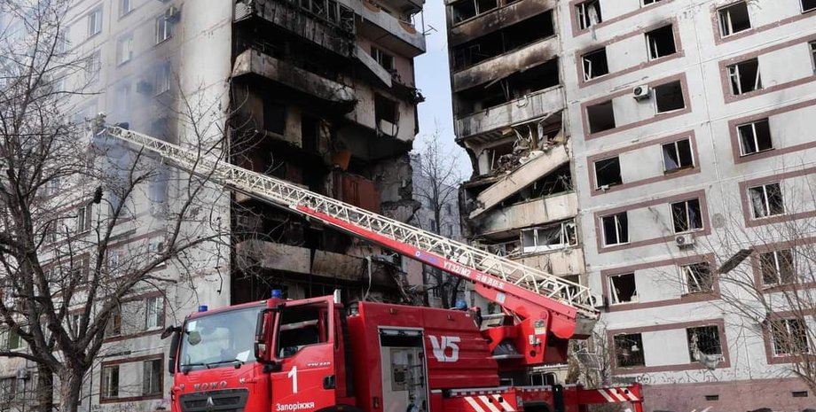 запородье, прилет, попадание, ракета, спасатели, завалы, жертвы, пострадавшие