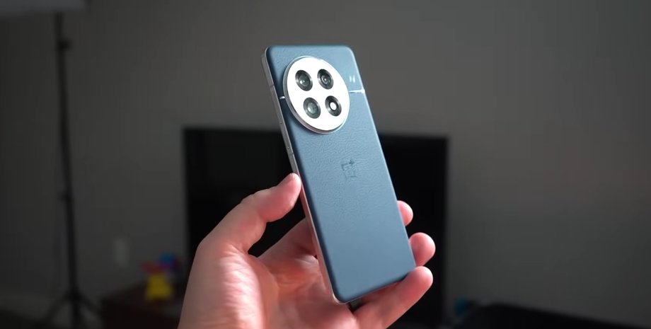 Cмартфон OnePlus 13 с ИК-портом