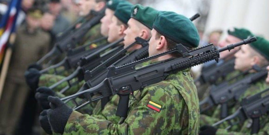 поставки вооружения украине