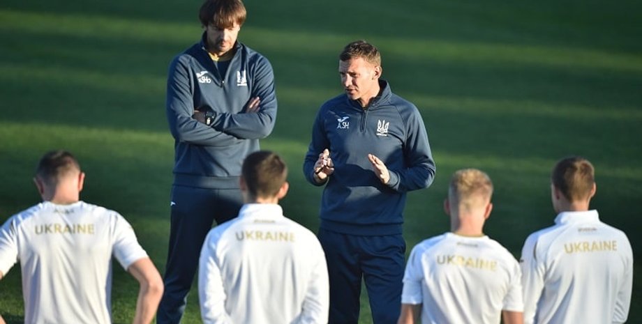 Последние приготовления нашей сборной. Фото: Павел Кубанов/ФФУ