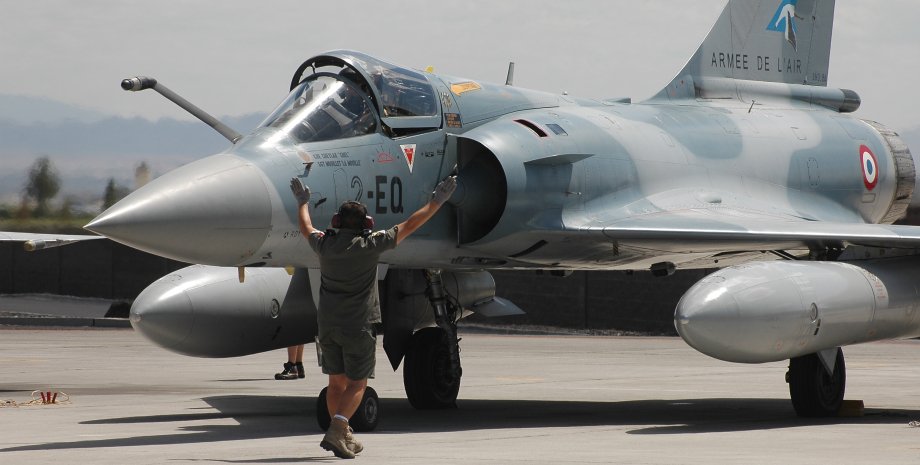 Истребители "Мираж 2000" французских ВВС