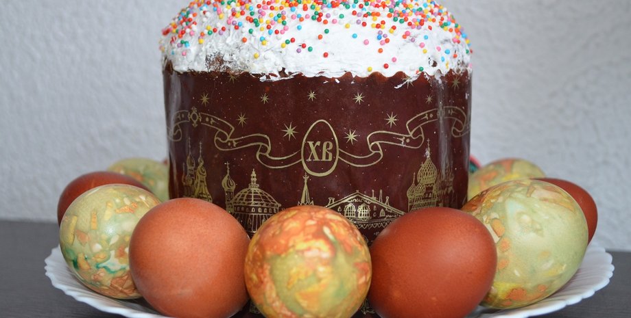 как печь паску в бумажной форме, выпекание паски, преимущества бумажных форм