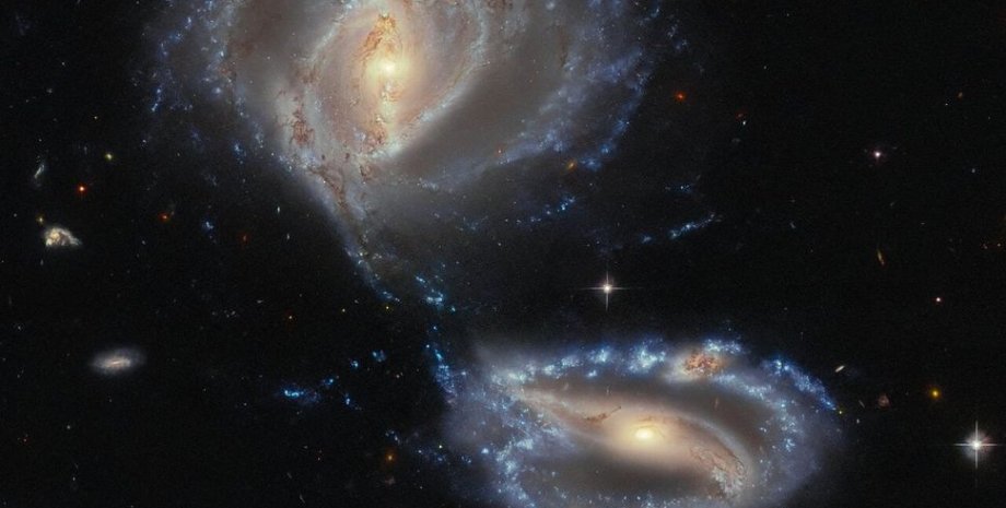 галактики, NGC 7733, NGC 7734