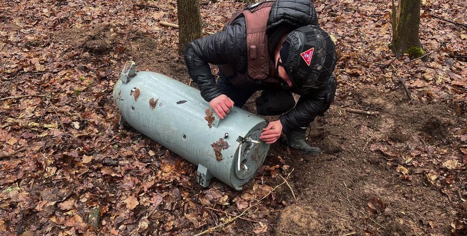 Ракета, Х-101, российский террор, обстрелы городов Украины, ГСЧС, спасатели, Винницкая область
