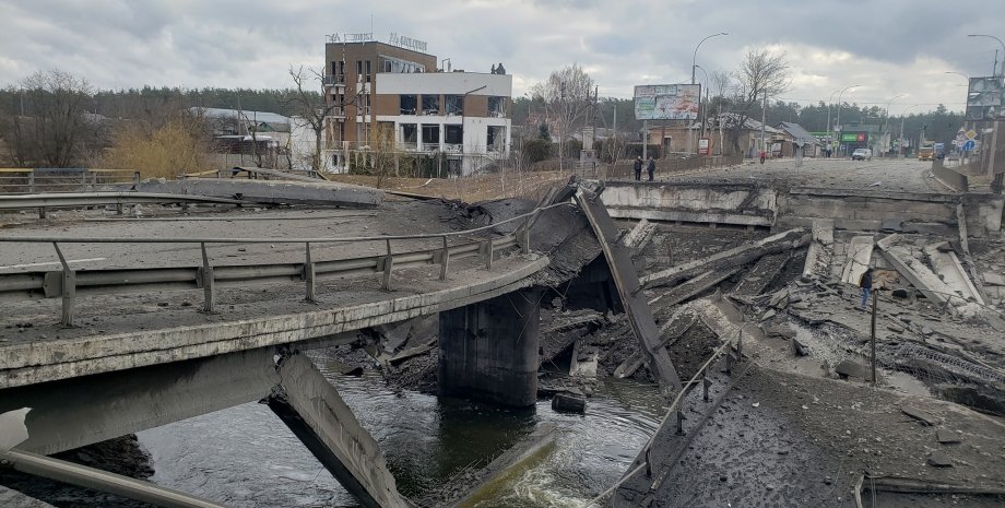 разрушенные дороги, уничтоженные авто, ремонт дорог, война в Украине, укравтодор