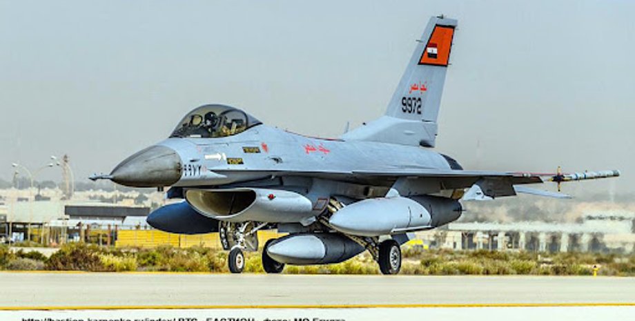 Истребитель F-16