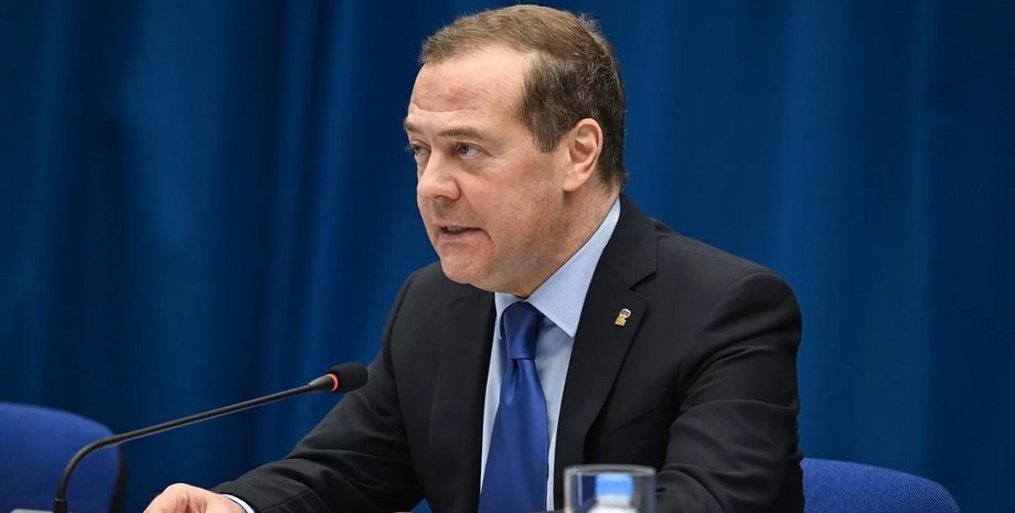 дмитрий медведев