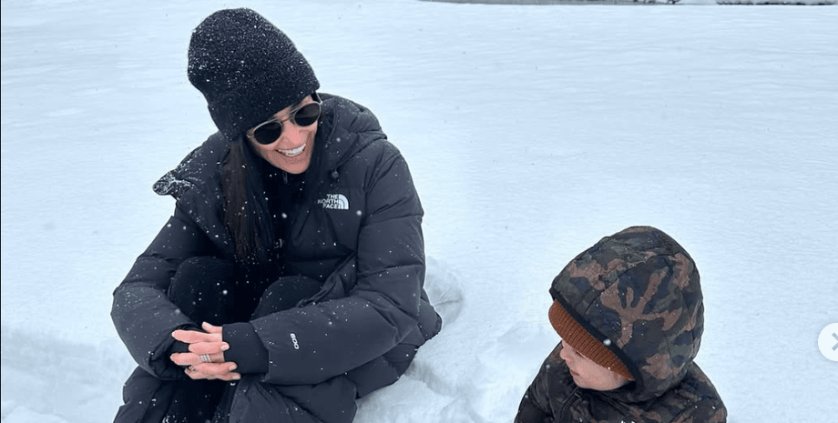 Деми Мур с внучкой Луэттой, дочь деми мур, внучка деми мур, внучка брюса виллиса, дети деми мур, дети брюса виллиса