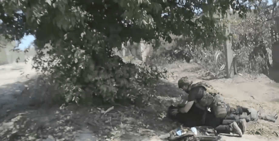 Обстрел Херсон, ГСЧС Херсон, погиб спасатель, обстрел ВС РФ Херсон