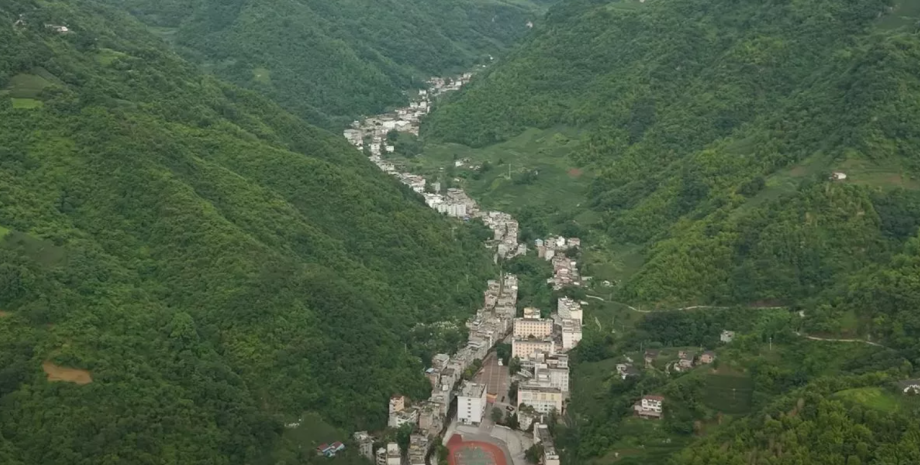 Город Яньцзинь, Китай Китай, наводнения, землетрясения