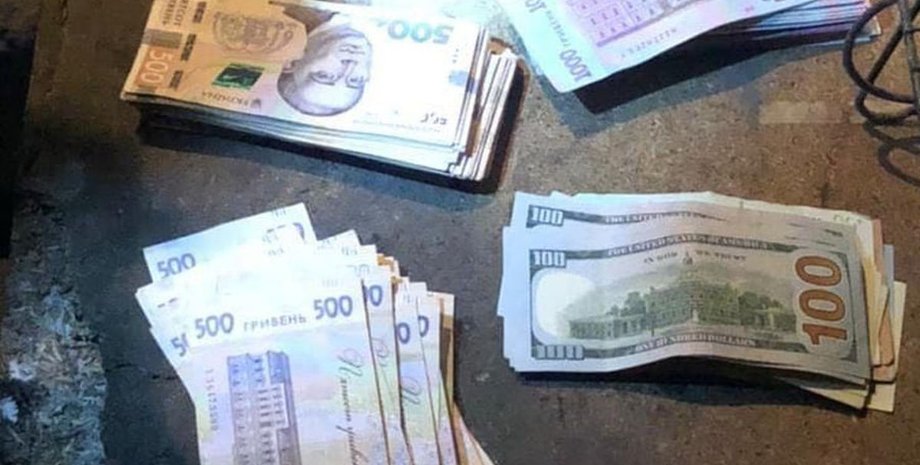 Киев, полицейский, самокат, кража, грабеж, деньги,