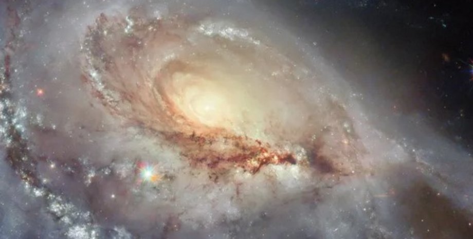 галактика NGC 1961
