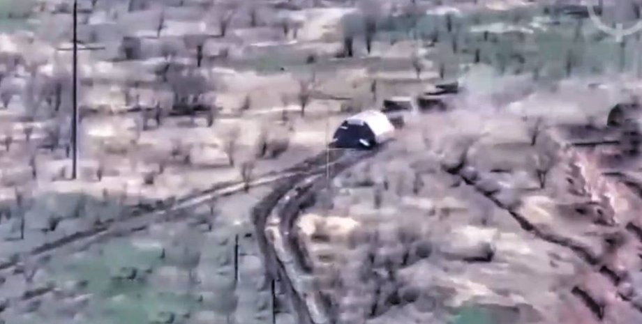 Танк, ЗС РФ, захист від дронів, російські окупанти, штурм