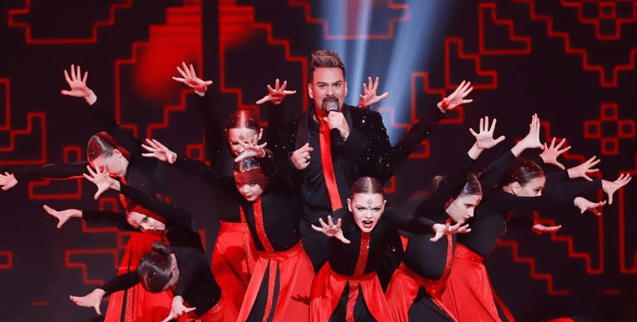 Амадор Лопес, Амадор Лопес упал, жвл, хореограф, лечение, госпитализация, упал на концерте