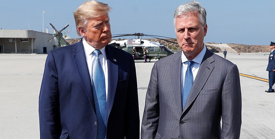 Роберт О"Брайен справа/Фото: 112