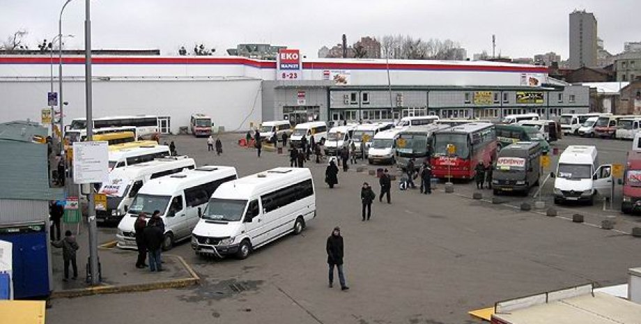 Автостанция "Киев" у Центрального жд вокзала