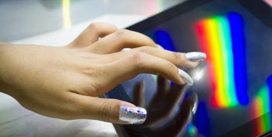 лак для ногтей сенсорный экран