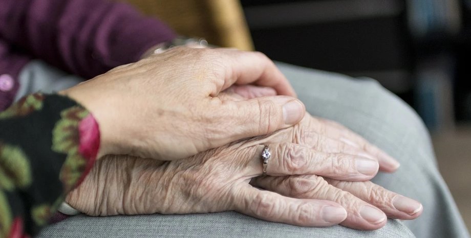 пенсія у зв’язку зі втратою годувальника, пенсія чоловіка, перейти на пенсію чоловіка