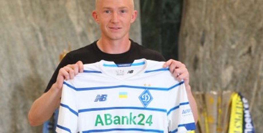 Владислав Кулач, Динамо Киев