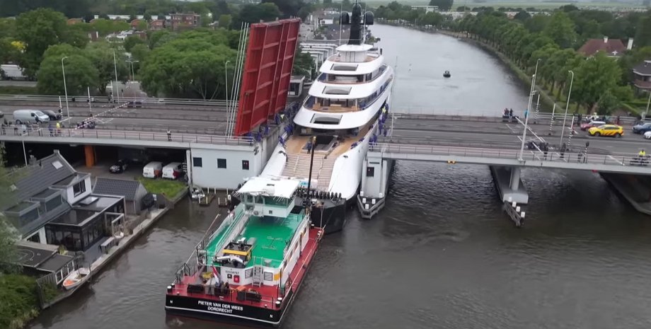 яхта, мільярдер, говард шульц, Starbucks, нідерланди