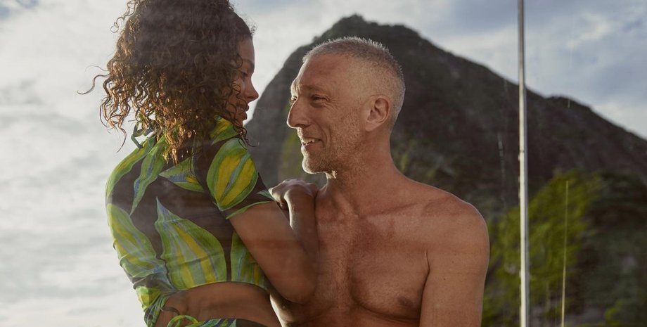 Тина Кунаки и Венсан Кассель