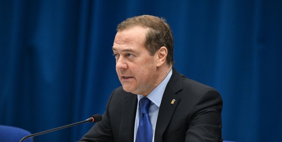 Российский политик Медведев