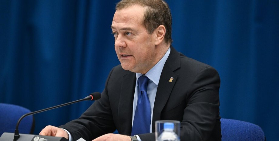 Российский политик Медведев