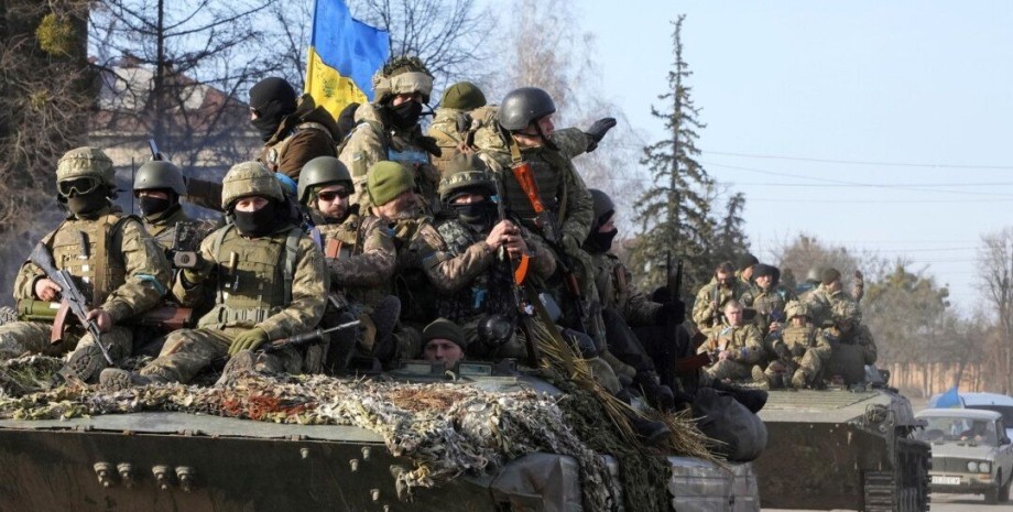 Analitycy zauważyli również, że jeśli Ukraina się kapituuje, to Władimir Putin w...