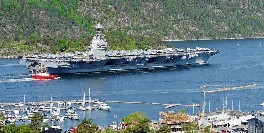 авианосец Gerald R. Ford