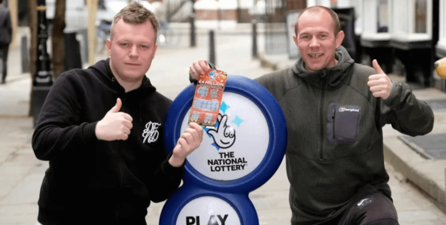 Джон-Росс Уотсон и Марк Гудрам Джон-Росс Уотсон и Марк Гудрам