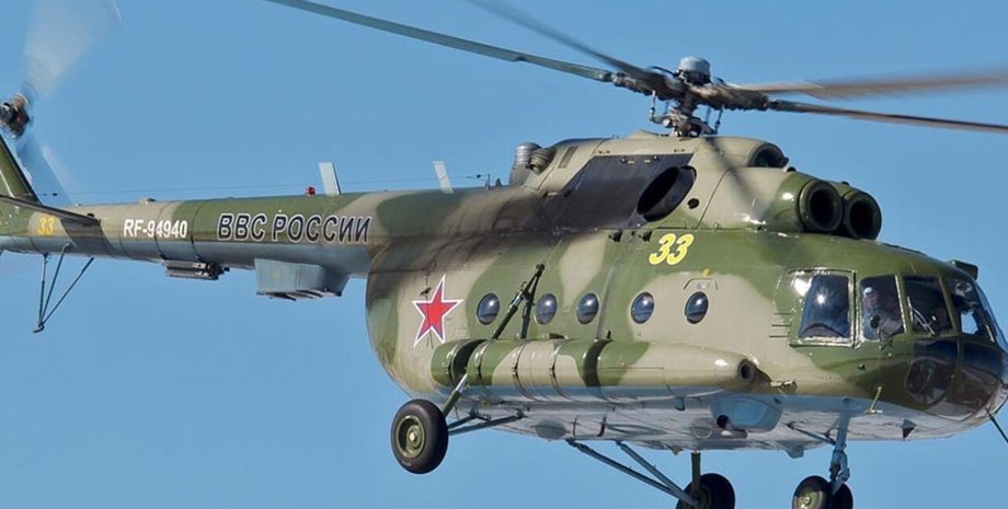 Спутниковые снимки подтвердили уничтожение самолетов РФ на аэродромах в Крыму