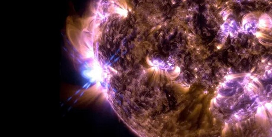 Сонце спалах