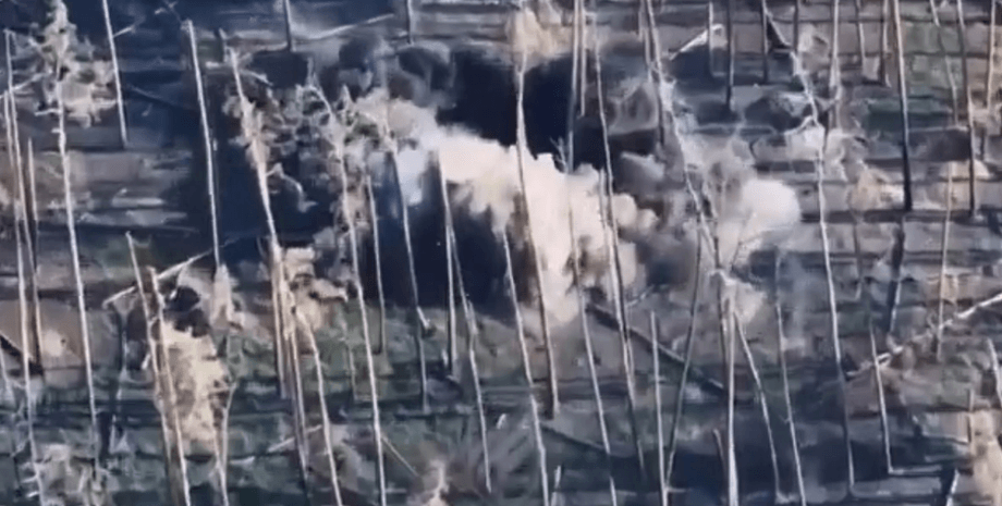 Азов, гранатомет Mk 19, війна, бліндаж