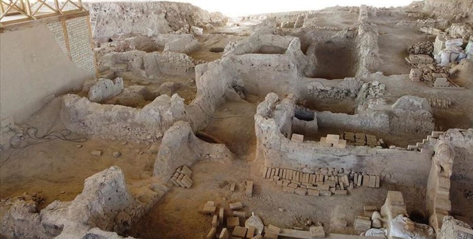 Археологи нашли древний текстиль