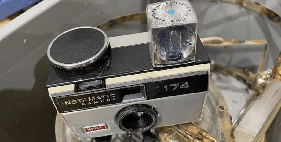 Старая камера, камера под водой, Лох-несское чудовище, камера пролежала под водой 55 лет, камера упала на глубину, Несси, камера, найдена старая камера