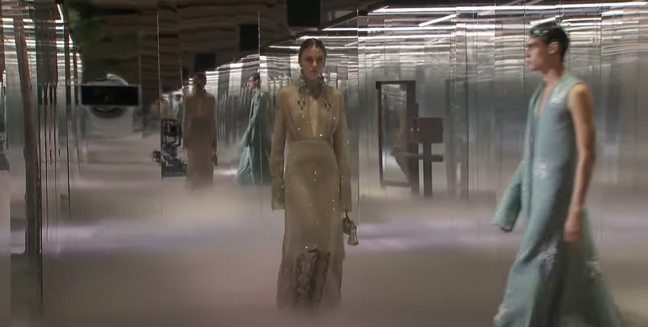 Fendi, показ