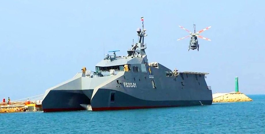 иранский военный корабль