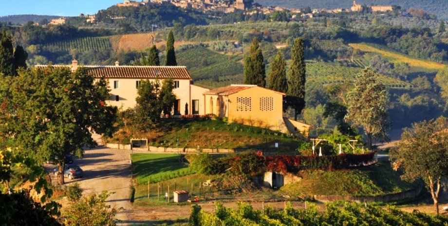 Куда переехать, интересные страны для эмиграции, где людям платят за переезд, список стран