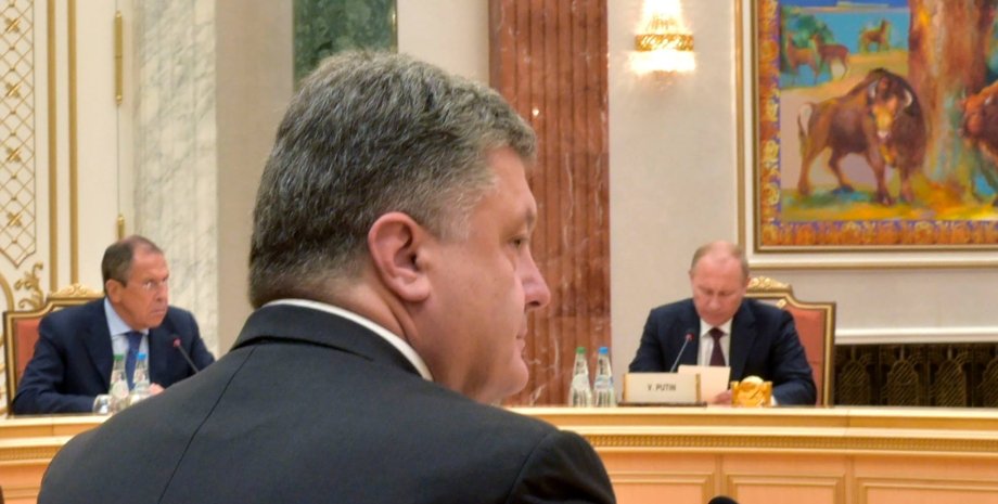 Петр Порошенко на переговорах в Минске / Фото пресс-службы президента Украины