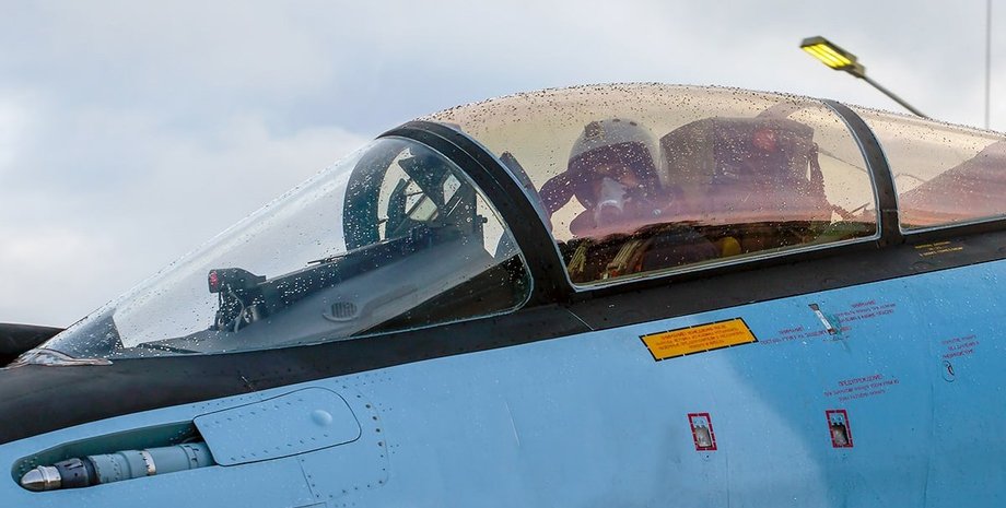 літак, винищувач, авіація, пілот