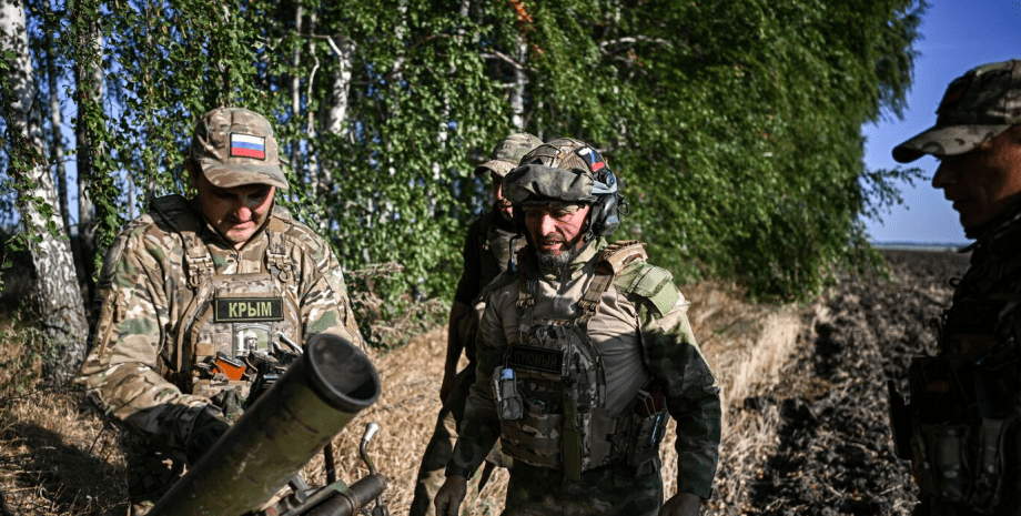 Według analityków, żołnierzy rosyjskich, z pomocą termobarnej broni TOS-1A, prób...