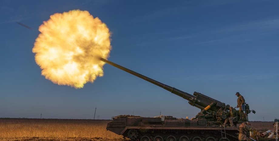 САУ Піон, САУ 2С7 Піон, гаубиця Піон, Піон ЗСУ, САУ Півонія, нестача боєприпасів, найбільша гармата ЗСУ