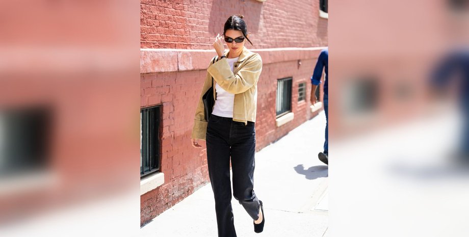 Черные джинсы снова в моде