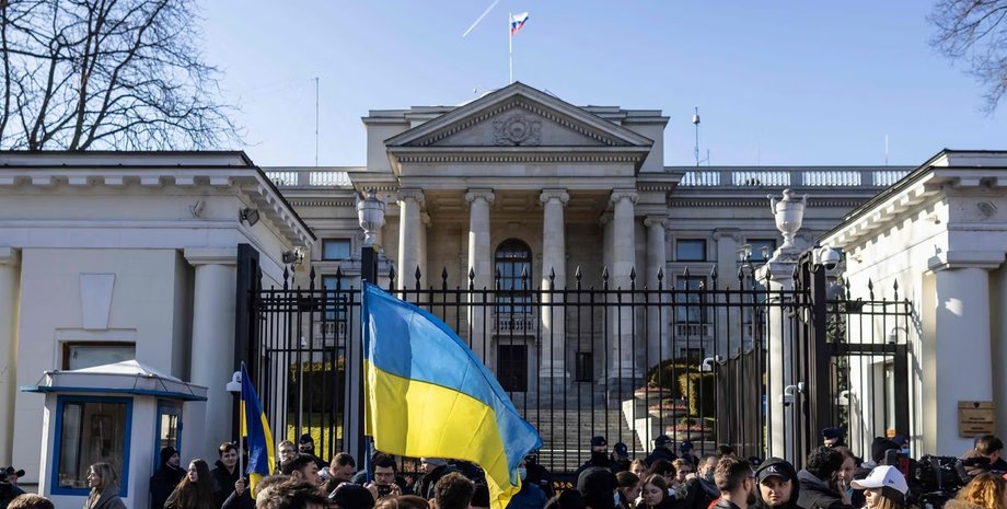 Посольство РФ в Варшаве, российское посольство