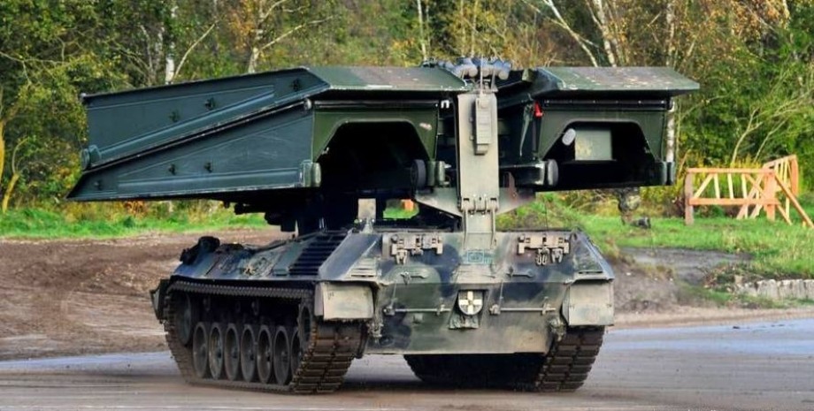 Танковый мостоукладчик Biber, поставки оружия Украине