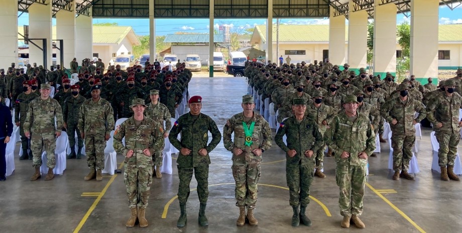 армія США на філіппінах