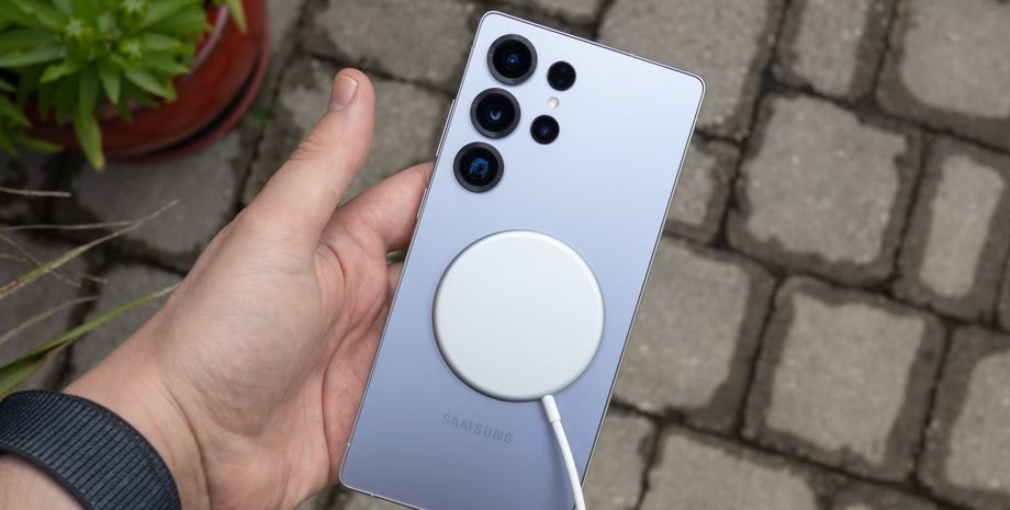 Беспроводная зарядка cмартфона Samsung Galaxy S25