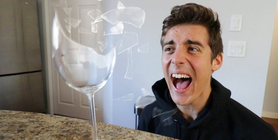 мужчина, бокал, кухня, фото