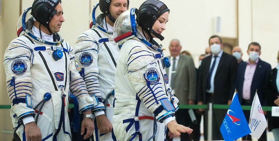 Юлия Пересильд, Антон Шкаплеров, Клим Шипенко, мкс, фильм вызов