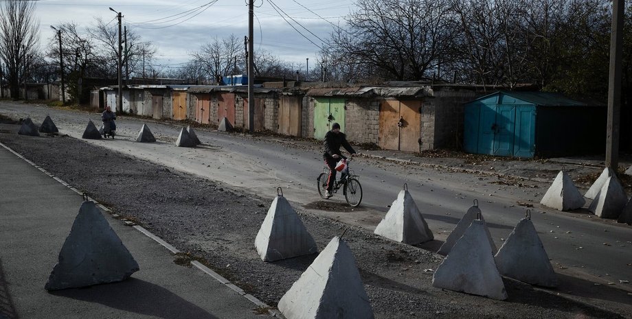 Противотанковые укрепления в Покровске, зубы дракона,